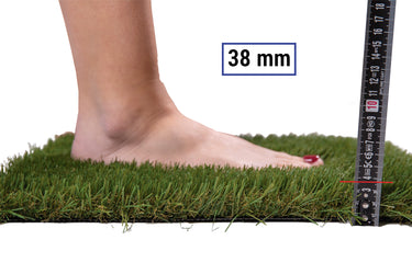 Cofan – Césped Artificial de 38 mm para Terraza y Jardín | Modelo Acolchado, Confortable y Resistente | Ideal para Exteriores y Piscinas